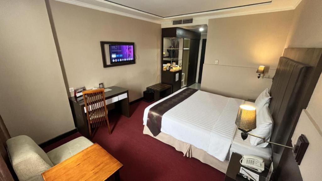 Grand Antares Hotel Medan Exterior foto