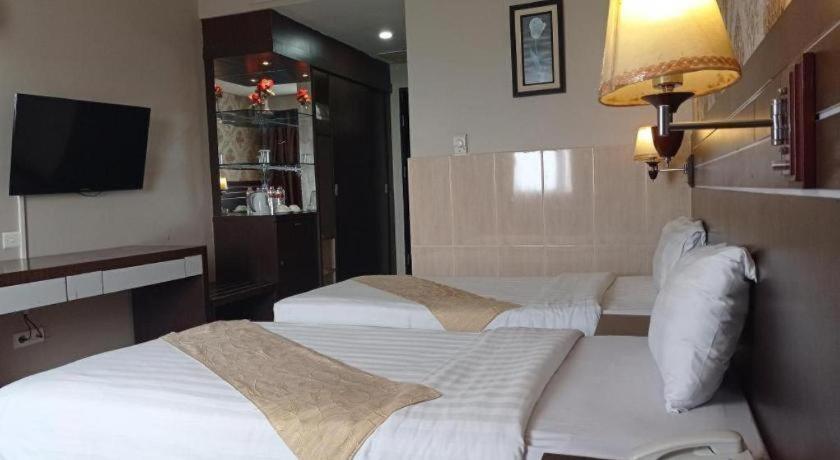 Grand Antares Hotel Medan Exterior foto