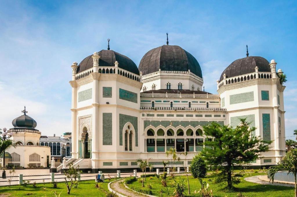 Grand Antares Hotel Medan Exterior foto